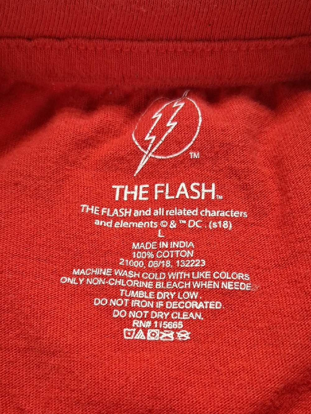 Boys The Flash Long Sleeve Tee Shirt Size Large Red w/ Yellow Lightning Graphic - Picture 2 of 5